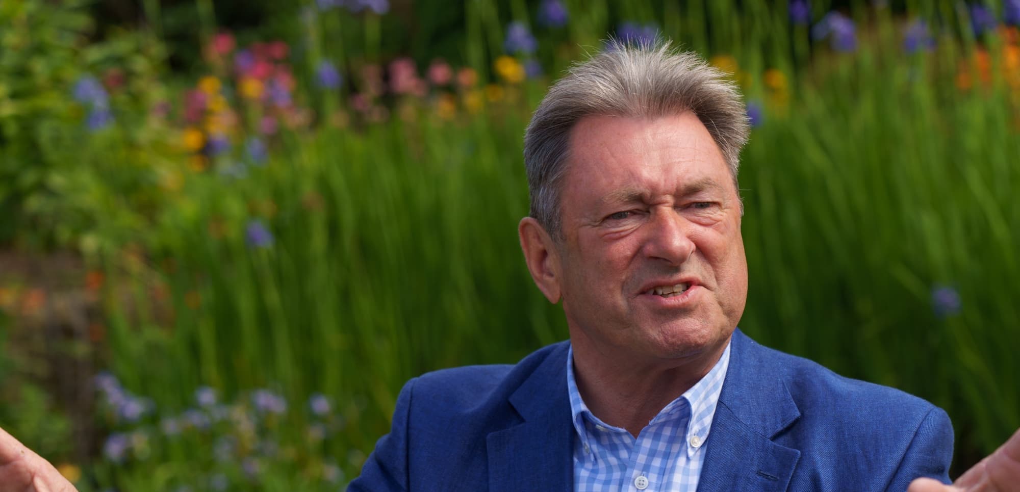 Alan Titchmarsh giving a speech at a flower show (Steve Gill Photography)
